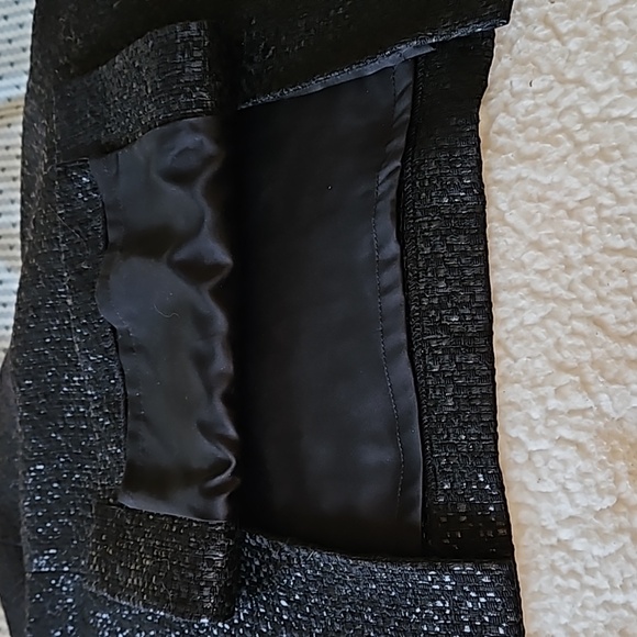 Sz 16, NWOT. Lafayette 148 NY shimmer Skirt, black wool & silk. - Picture 8 of 11